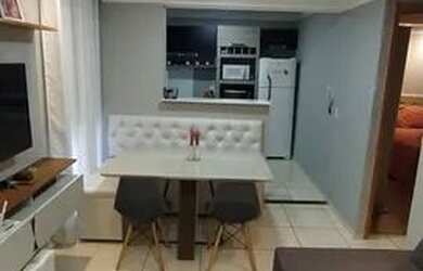 Imagem: O apartamento possui 2 Dormitórios, 1 Banheiro, 1 Vaga na garagem