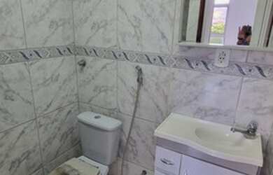 Imagem: O apartamento possui 1 Dormitório, 1 Banheiro, 1 Vaga na garagem