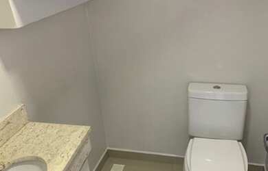 Imagem: A casa em condomínio possui 4 Dormitórios, 3 Banheiros, 1