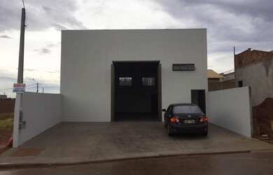 Imagem: O depósito possui 4 Vagas na garagem, 120m² de Área e está