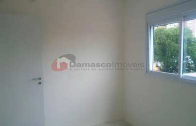 Imagem: O apartamento possui 2 Dormitórios, 1 Banheiro, 2 Vagas na