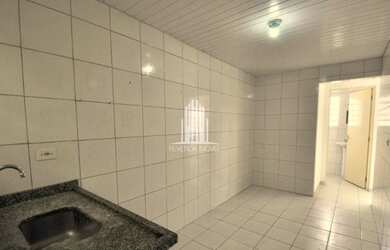 Imagem: A casa possui 2 Dormitórios, 2 Banheiros, 1 Vaga na garagem