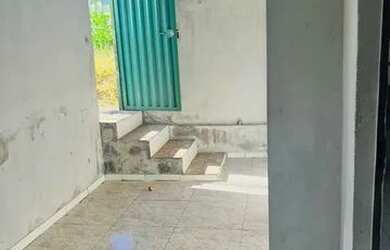 Imagem: A casa possui 2 Dormitórios e 1 Banheiro e está localizado