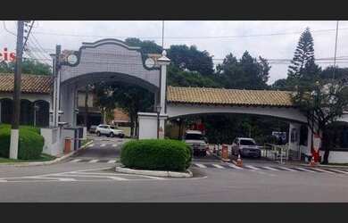 Imagem: A casa em condomínio possui 3 Dormitórios, 4 Banheiros, 5