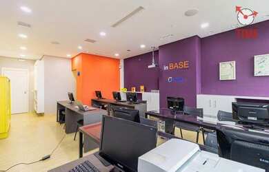 Imagem: O depósito possui 1 Vaga na garagem, 42m² de Área e está