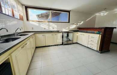 Imagem 2: Casa Ubá Floresta. Piscina, Churrasqueira, Imóvel mobiliadoeImóvel...