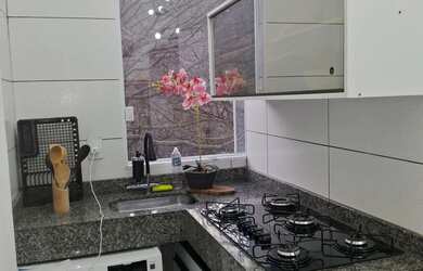 Imagem: O apartamento possui 2 Dormitórios, 2 Banheiros, 1 Vaga na