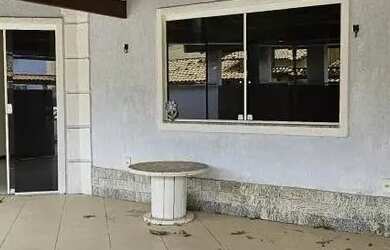 Imagem: A casa em condomínio possui 3 Dormitórios, 2 Banheiros, 2