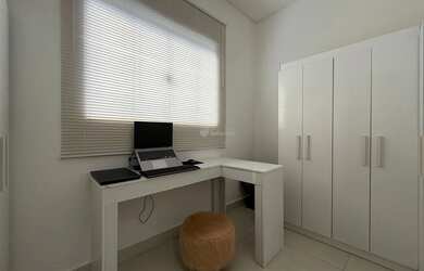 Imagem 13: CASA MOBILIADA COM JACUZZI À VENDA NO JARDIM METROPOLITAN EM ARAPONGAS