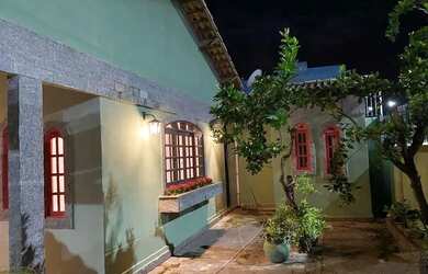 Imagem 2: BS Imobiliária vende casa na Trindade com 3 quartos, sala, cozinha, banheiro,...