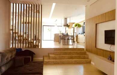 Imagem 3: Sobrado para Venda em Ponta Grossa, Colônia Dona Luiza, 3 dormitórios, 3 suítes, 5 banheir