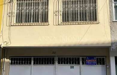 Imagem: A kitnet possui 1 Dormitório, 1 Banheiro, 1 Vaga na garagem