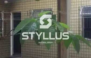 Imagem: A casa possui 3 Dormitórios, 4 Banheiros, 2 Vagas na garagem