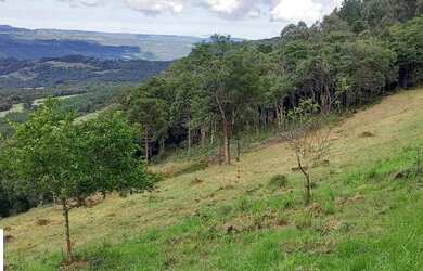 Imagem 5: Linda área rural, com maravilhosa e deslumbrante vista Panorâmica para o vale e montanhas