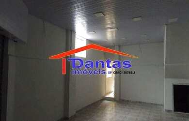 Imagem: O depósito possui 210m² de Área e está localizado em Vila