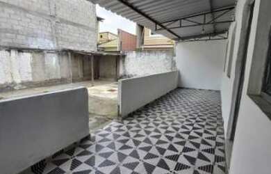 Imagem: A casa possui 2 Dormitórios, 1 Banheiro, 70m² de Área e