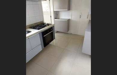 Imagem: O apartamento possui 3 Dormitórios, 3 Banheiros, 104m² de