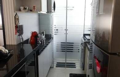 Imagem: O apartamento possui 3 Dormitórios, 2 Banheiros, 2 Vagas na