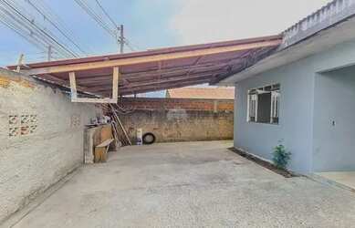 Imagem: A casa possui 2 Dormitórios, 1 Banheiro, 100m² de Área e