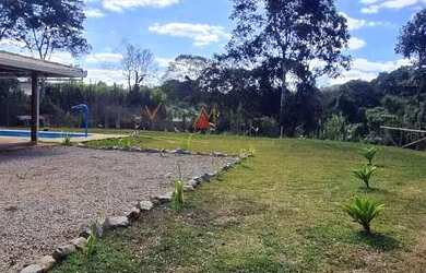 Imagem: A fazenda possui 900m² de Área e está localizado em Itatiaiuçu