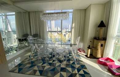 Imagem: O apartamento possui 3 Dormitórios, 4 Banheiros, 2 Vagas na