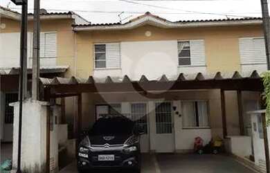 Imagem: A casa em condomínio possui 2 Dormitórios, 2 Banheiros, 1