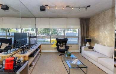 Imagem: O apartamento à venda possui 2 Dormitórios, 2 Banheiros, 1