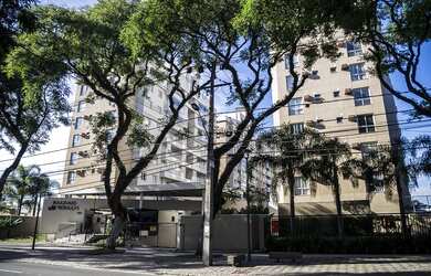 Imagem: O apartamento possui 3 Dormitórios, 2 Banheiros, 2 Vagas na