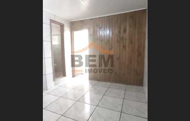 Imagem: O apartamento possui 1 Dormitório, 1 Banheiro, 1 Vaga na garagem