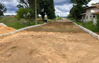 Imagem: O terreno possui 350m² de Área e está localizado em Ponte