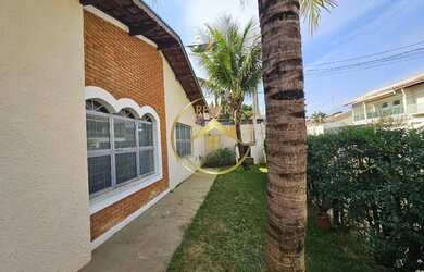 Imagem: A casa possui 3 Dormitórios, 3 Banheiros, 3 Vagas na garagem