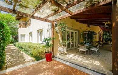 Imagem 4: Casa à venda e para alugar em Santana de Parnaíba, Alphaville, com 4...