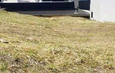 Imagem: O terreno possui 490m² de Área e está localizado em Jardim