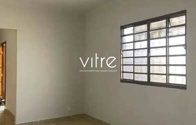 Imagem: A casa possui 3 Dormitórios, 2 Banheiros, 3 Vagas na garagem