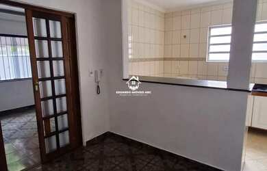 Imagem 4: Casa Térrea para Locação, 3 dorm s , 1 suite s , 2 vaga s , 153 m²