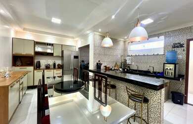 Imagem: O apartamento possui 3 Dormitórios, 3 Banheiros, 1 Vaga na