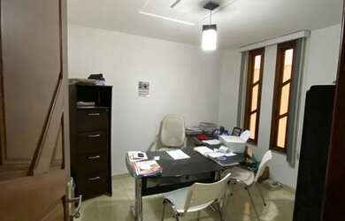 Imagem 12: Vendo Casa no Candeias em Vitória da Conquista com 6/4 e 2 suítes