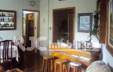 Imagem: O apartamento possui 2 Dormitórios, 1 Banheiro e 90m² de Área