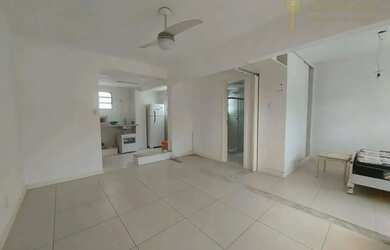 Imagem 9: Imóvel para aluguel e venda possui 50 metros quadrados com 1 quarto em...