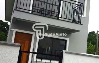 Imagem: A casa possui 2 Dormitórios, 2 Banheiros, 68m² de Área, Imóvel