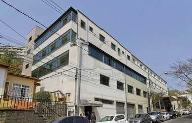 Imagem: O apartamento possui 1 Dormitório, 1 Banheiro, 30m² de Área