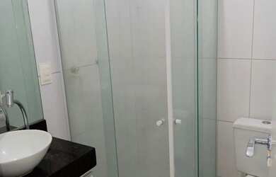 Imagem: A casa possui 2 Dormitórios, 2 Banheiros, 1 Vaga na garagem