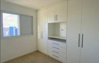 Imagem: O apartamento possui 3 Dormitórios, 2 Banheiros, 2 Vagas na