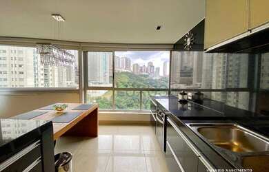 Imagem: O apartamento possui 2 Dormitórios, 1 Banheiro, 2 Vagas na