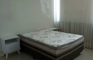 Imagem 8: Casa com 4/4 - venda por R$ 1.600.000 ou aluguel por R$ 7.000/mês