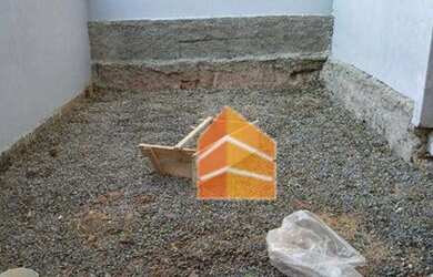 Imagem: A casa possui 2 Dormitórios, 1 Banheiro, 1 Vaga na garagem