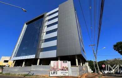 Imagem: O depósito possui 1 Vaga na garagem, 56m² de Área e está