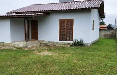 Imagem: A casa possui 2 Dormitórios, 1 Banheiro, 80m² de Área e