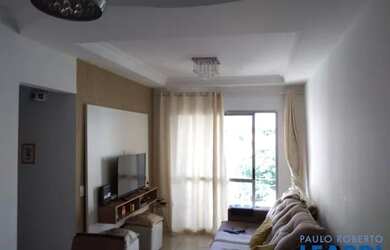 Imagem: O apartamento possui 3 Dormitórios, 1 Banheiro, 1 Vaga na garagem