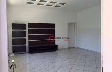 Imagem: A casa possui 5 Dormitórios, 5 Banheiros, 5 Vagas na garagem